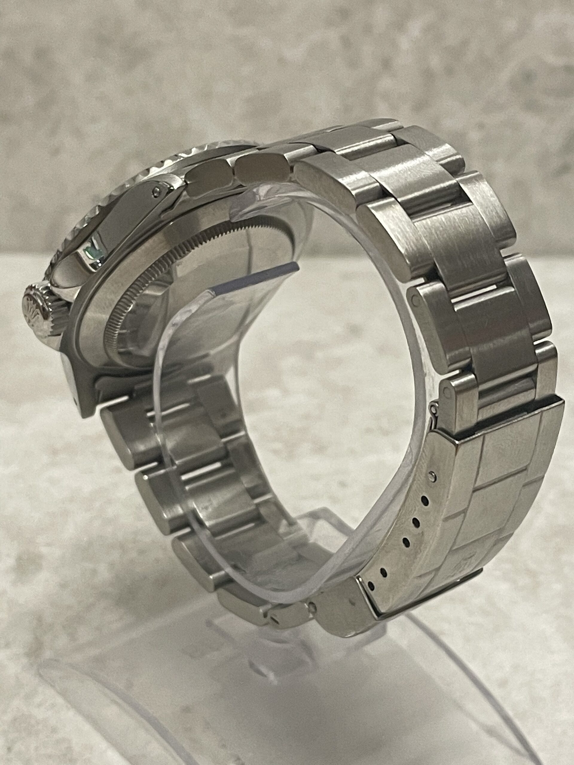 1BD6B113-3A71-478A-9CBB-D9016C3E952B