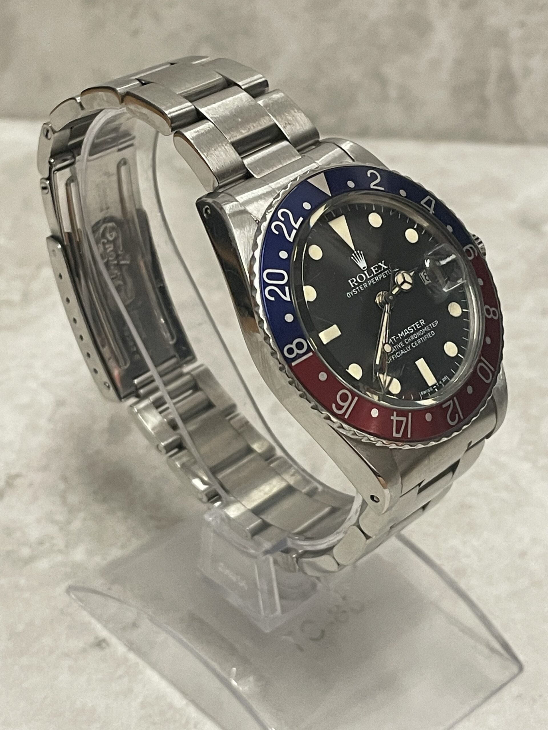 1F31DBAD-5451-4348-BFF3-4BDCDEBCA8EC