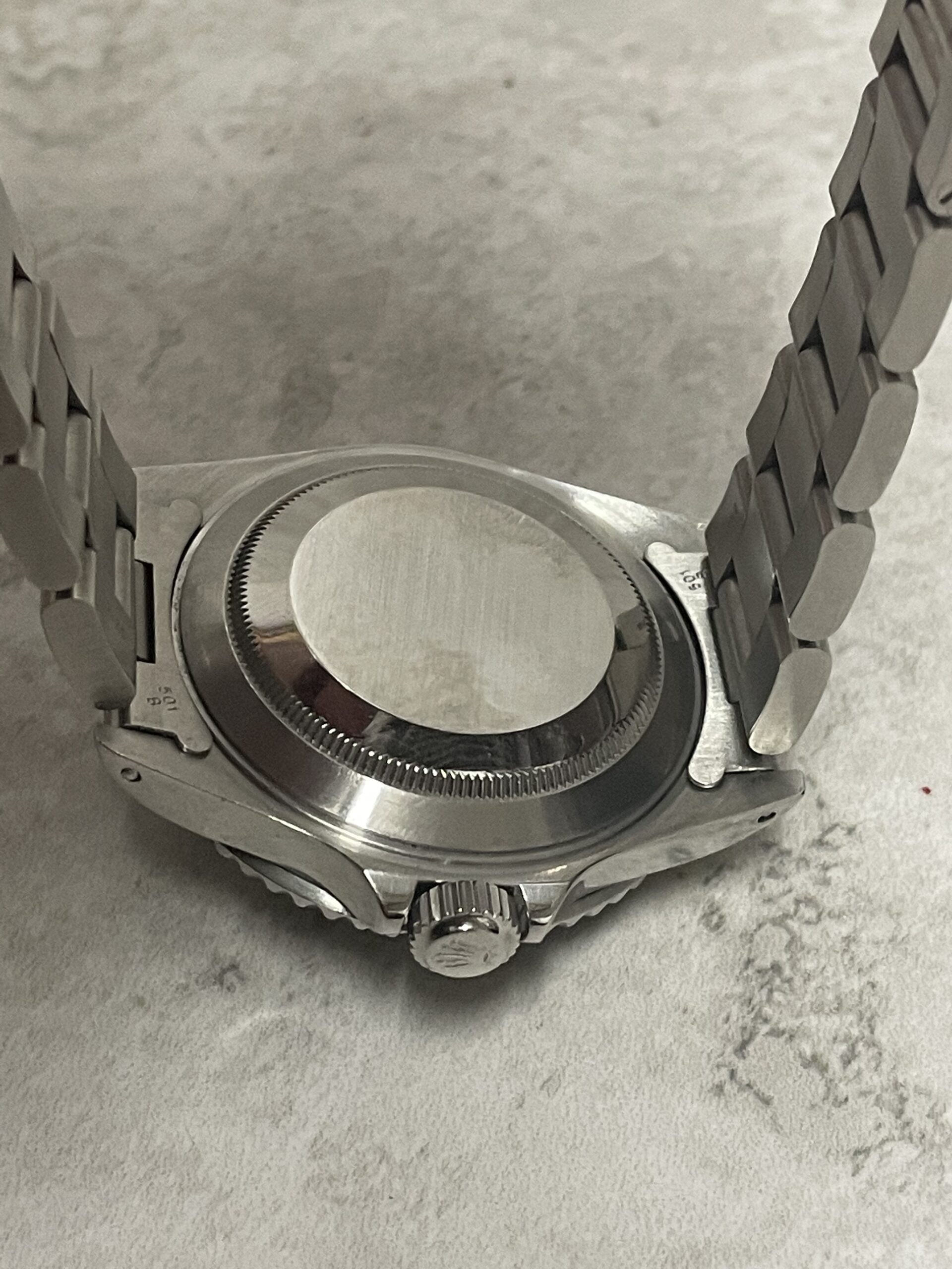 2490B01C-53FE-4EA6-A00D-9F5211A814A5