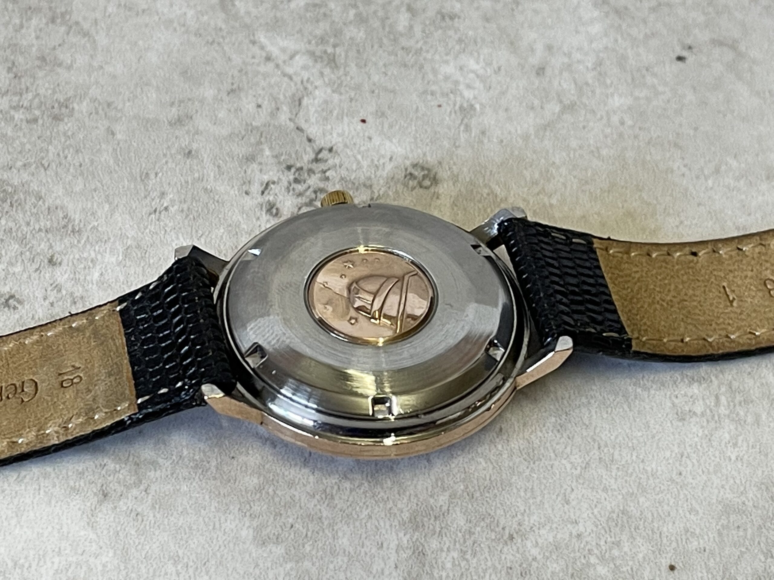 3966463C-E398-4CE6-B374-8253C8110752