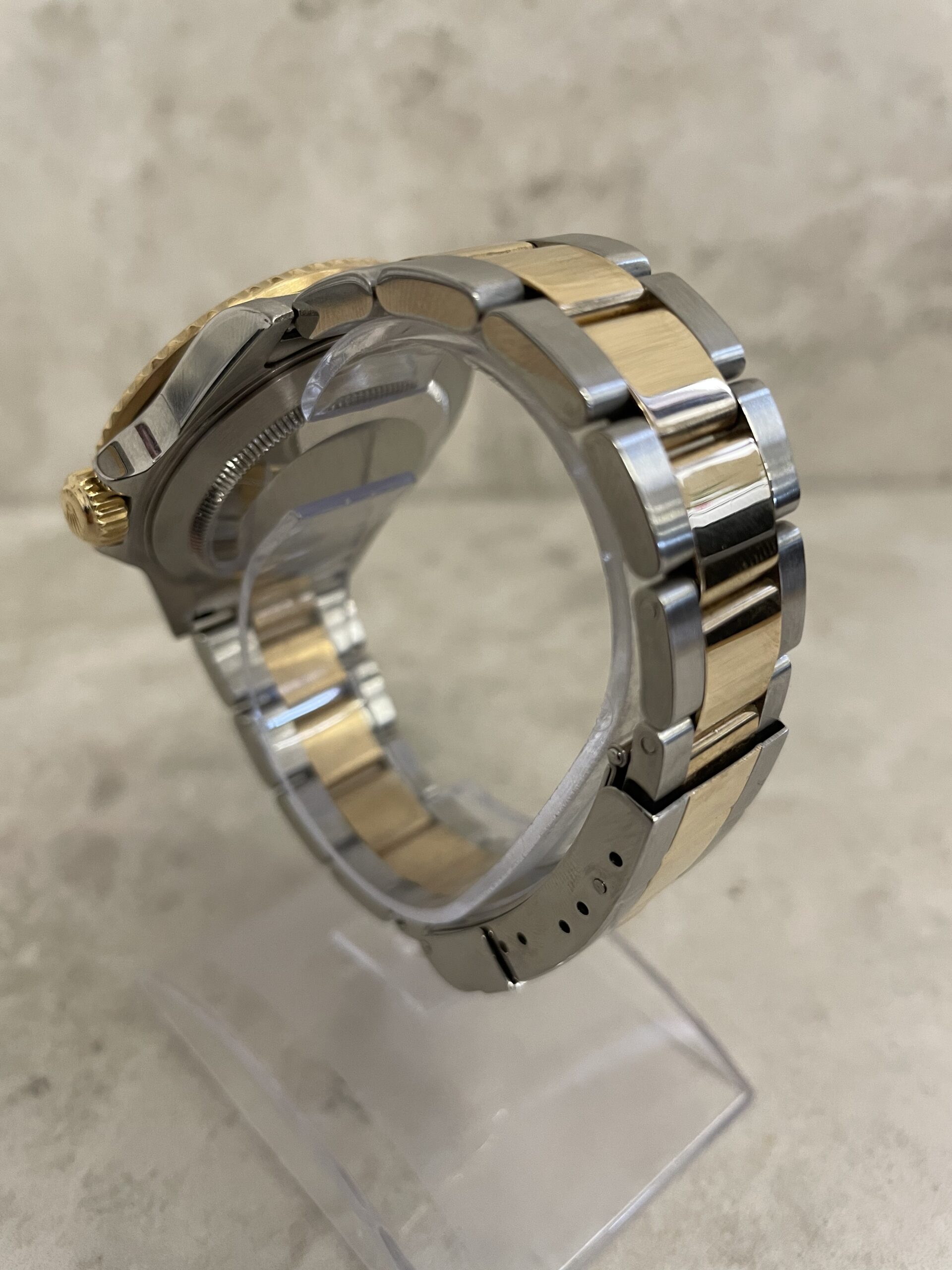 579BBEE8-8F6E-4197-9614-0EE2A904B9CD