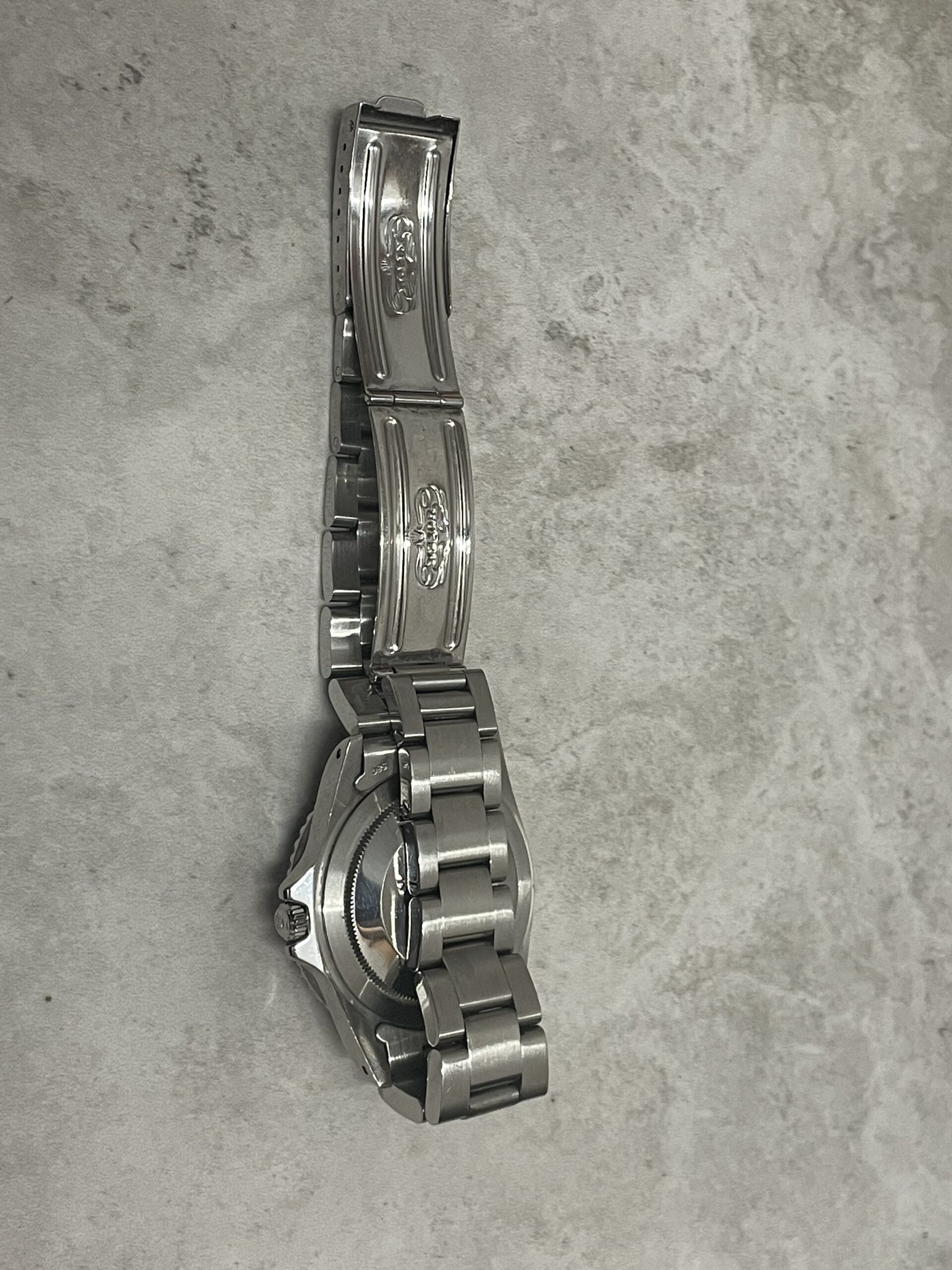 5C9210EE-8612-4321-A9C7-97781B305D0C