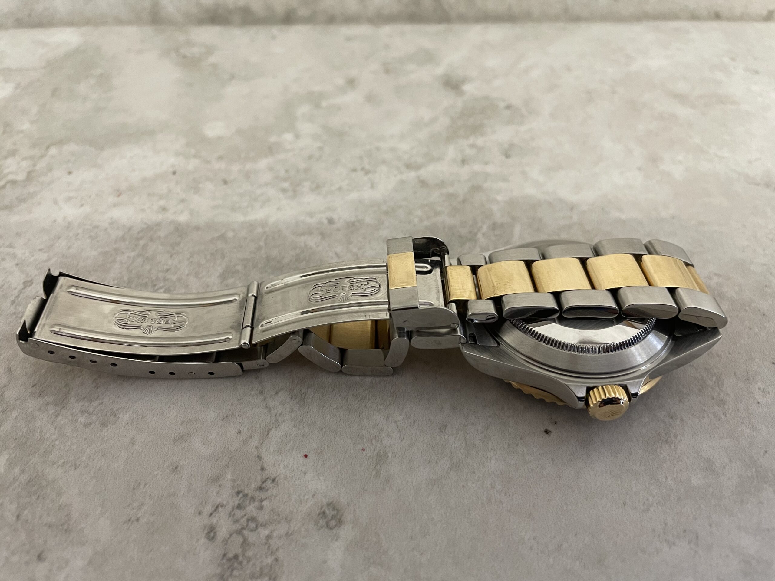 5E98EE19-601B-4064-B8C1-F8FA33BA0227