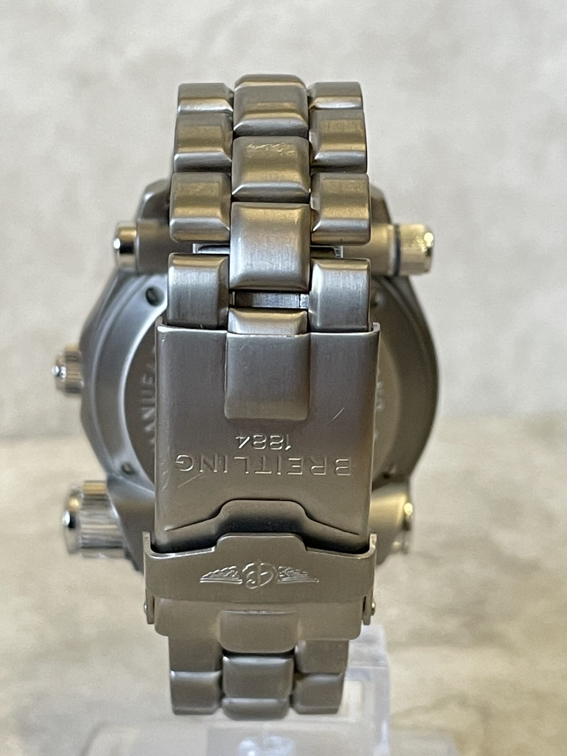 12E8BA56-5EDE-42F2-B12F-A4E4AE767E7F