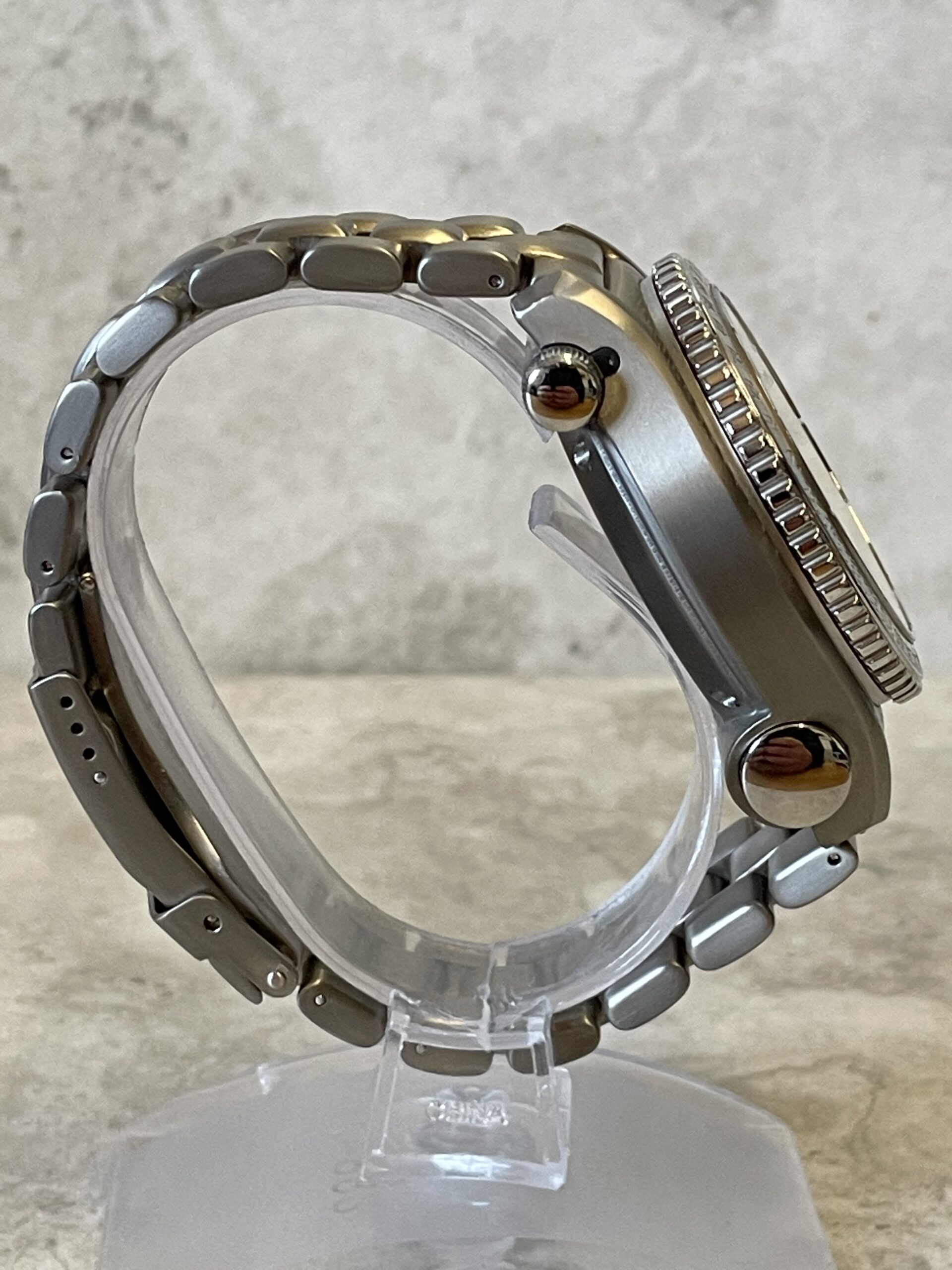 C90B9732-E943-4919-BC9A-81402FA3298E